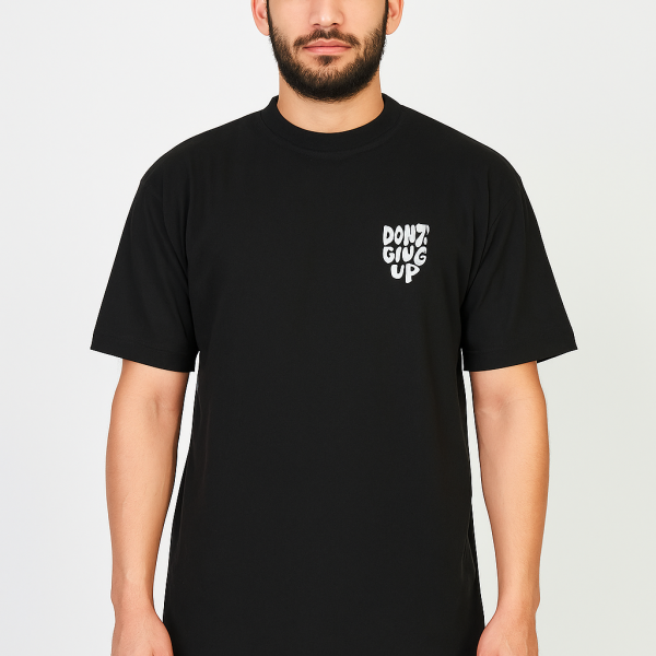 Men’s White Graphic T-Shirt – “Don’t Give Up” Motivational Print | Casual Streetwear Tee